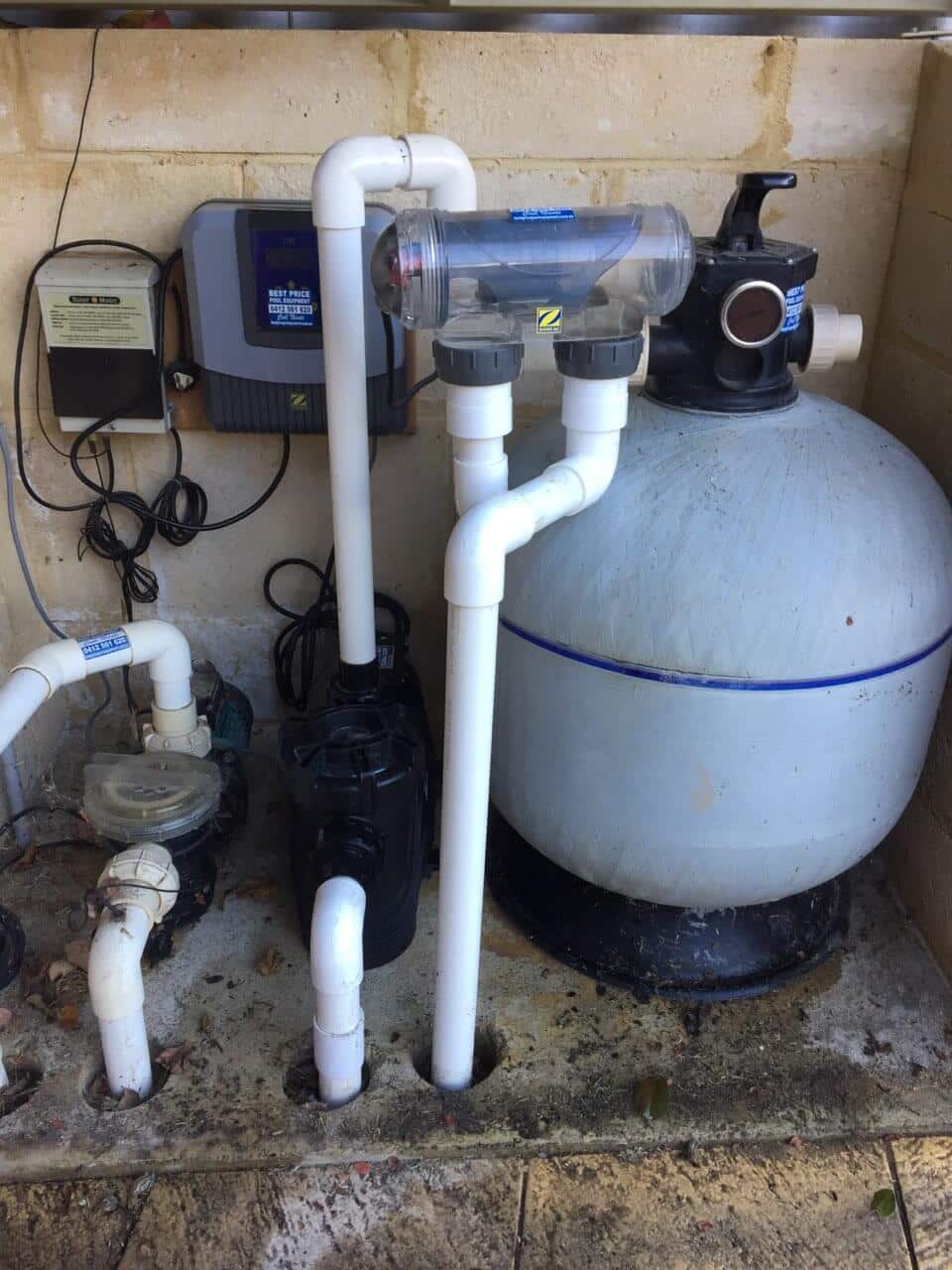 Installation of a Davey Starflo Pool Pump today | Best Price Pool Equipment