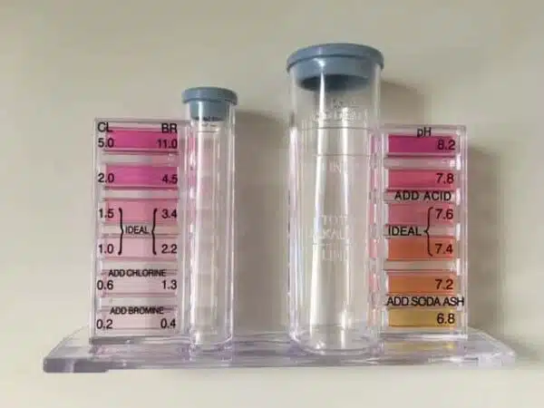 4 in 1 Pool Water Test Kit - Image 2