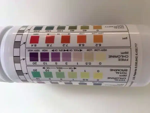 AquaChek Silver 7-Way Premium Test Strips - Image 2