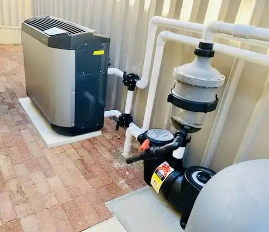 Zodiac Z400IQ Heat pump with Davey pool pump installation. 