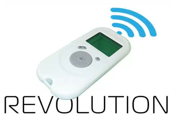 Revolution III Robotic Pool Cleaner Cleaner with remote - WB Model - Foam Rollers - Image 2