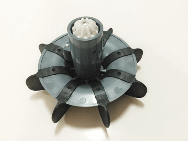 Zodiac MX8/ MX6 Scrubber Assembly - Image 2